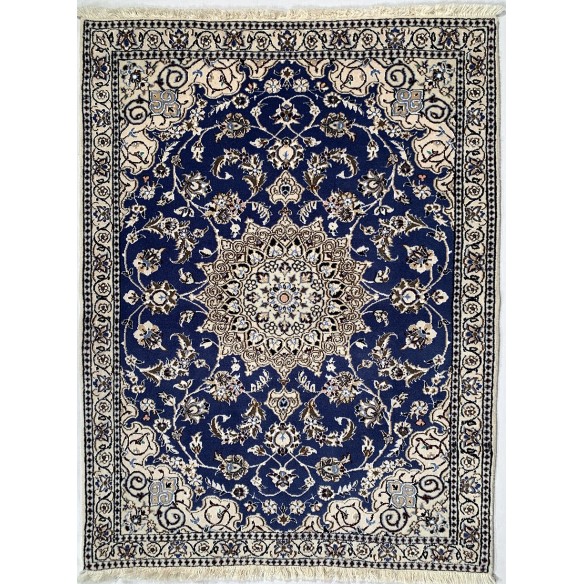 Tappeto persiano blu Nain misura 93x124 cm