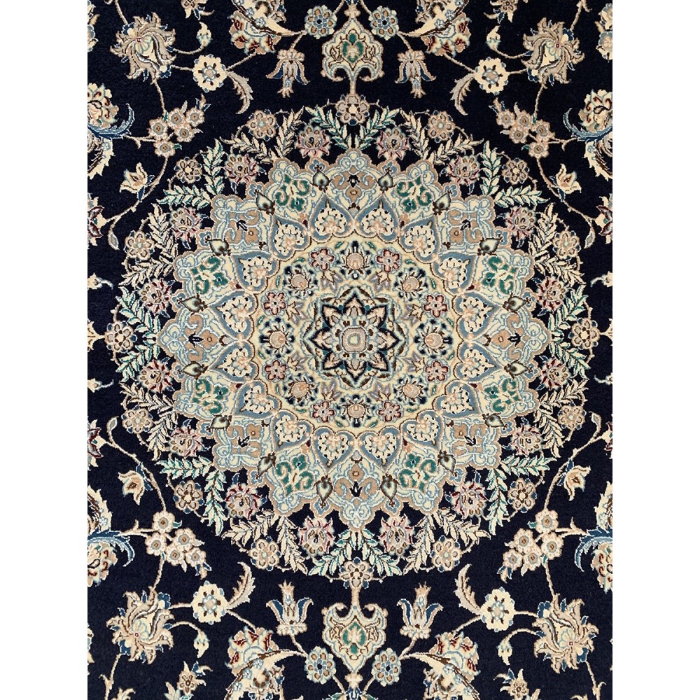 Tappeto persiano Nain 6La misura 153x203 cm