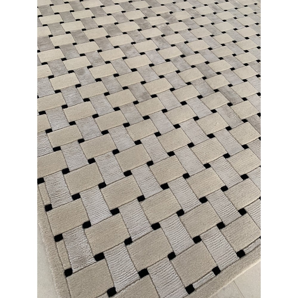 Tappeto moderno Yamta bianco e nero misura 137x204 cm