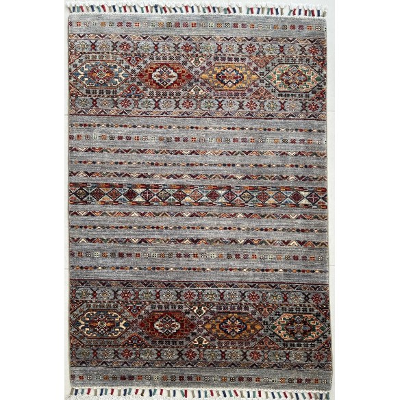 tappeto moderno in lana grigio shabargan korjin misura 146x102 cm