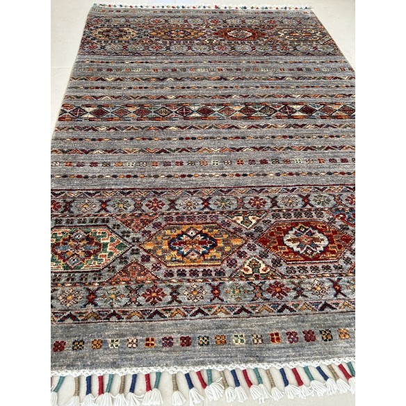 tappeto moderno in lana grigio shabargan korjin misura 146x102 cm