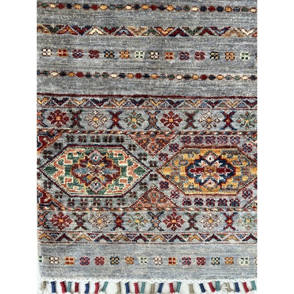 tappeto moderno in lana grigio shabargan korjin misura 146x102 cm