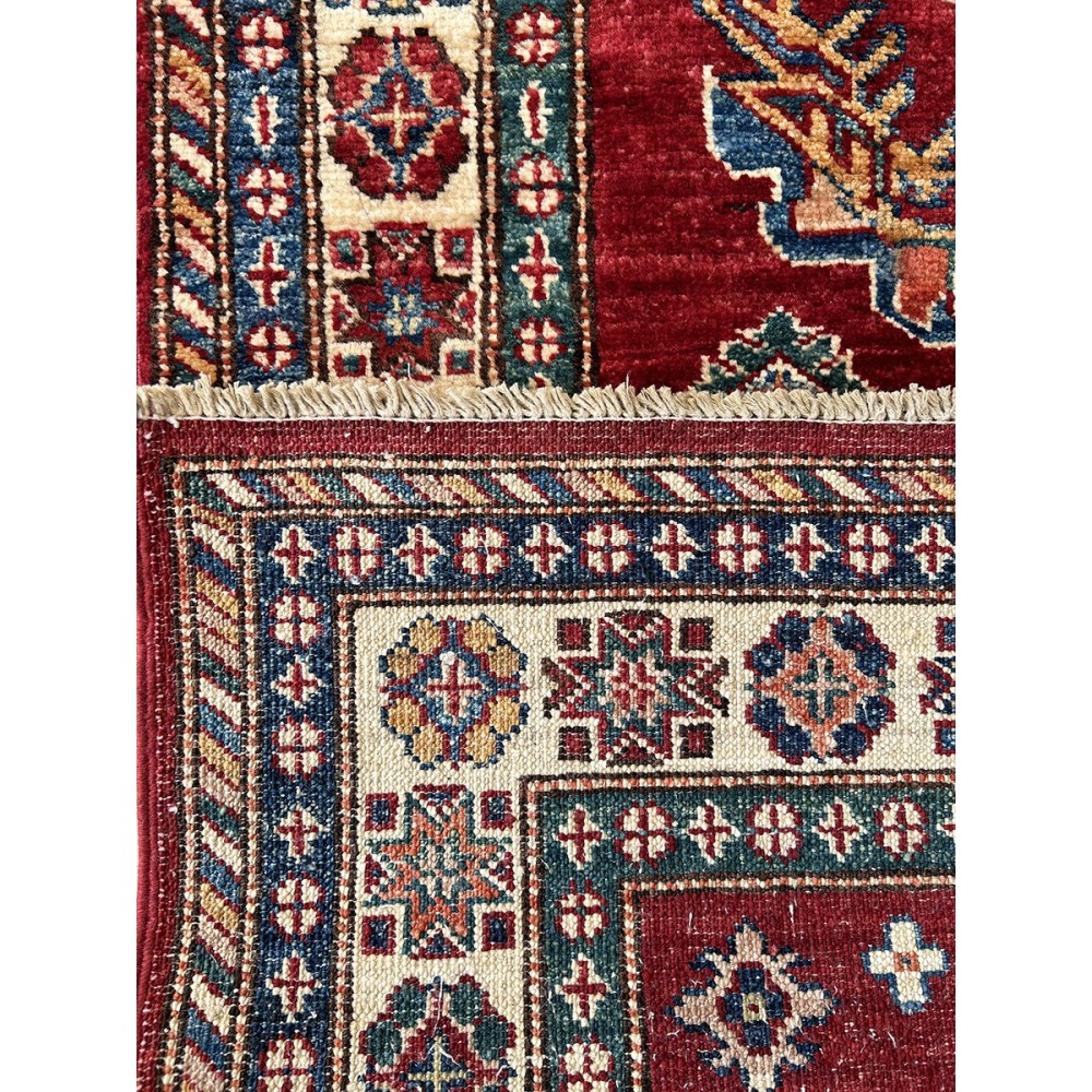 tappeto kazak in lana rosso e beige disegno geometrico misura 130x84 cm