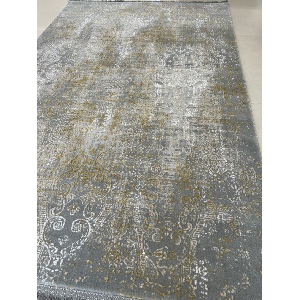 Tappeto moderno colore grigio e oro dior