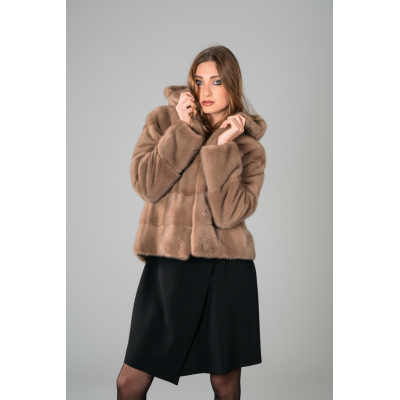 giacca in pelliccia di visone con cappuccio colore pastel