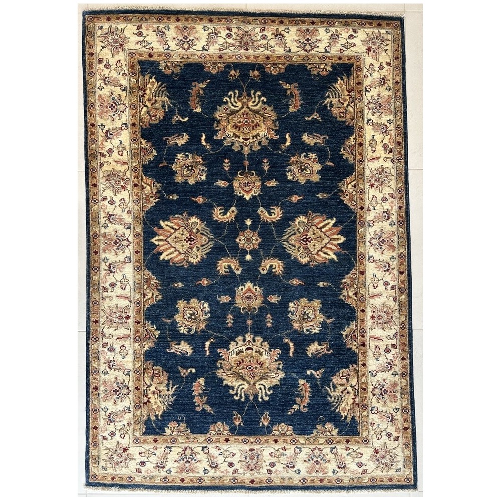 Tappeto Ziegler Annodato a Mano – Pregiato Tappeto Orientale