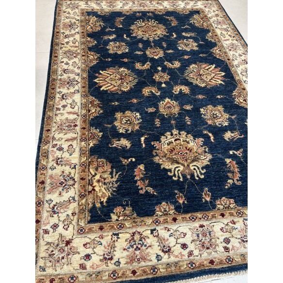 Tappeto Ziegler Annodato a Mano – Pregiato Tappeto Orientale