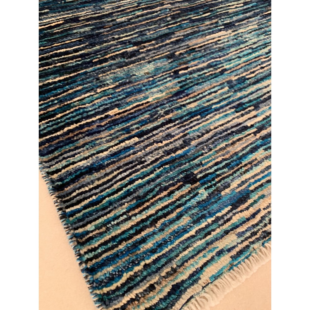 Tappeto moderno azzurro Gabbè misura 166x220 cm