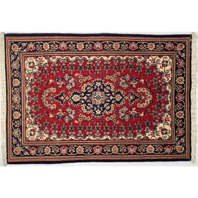 Tappeto persiano rosso Qum misura 91x133 cm