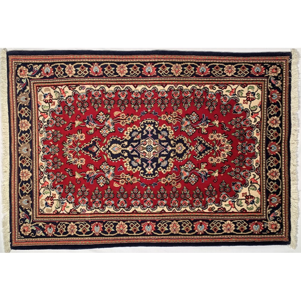Tappeto persiano rosso Qum misura 91x133 cm